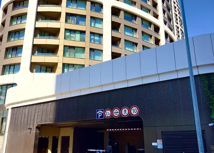 شقة Sky Park Sunrise Apartment, 2 Bedrooms, Downtown براتسيلافا